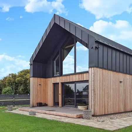 Lovely Home In Nowe Warpno With Sauna