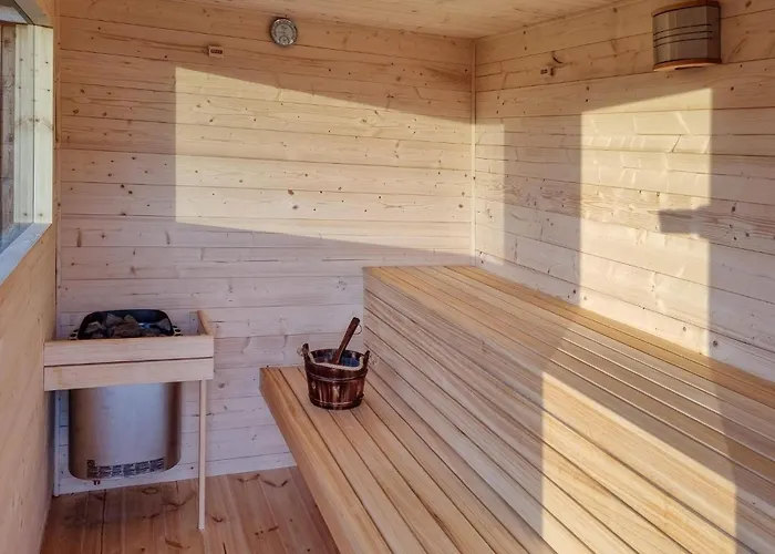 Amazing In With Sauna Дом отдыха Нове-Варпно